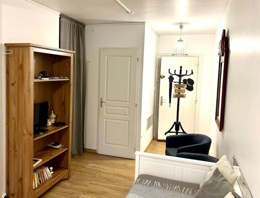 Location Studio, Lyon-La Mulatiere Esterno foto